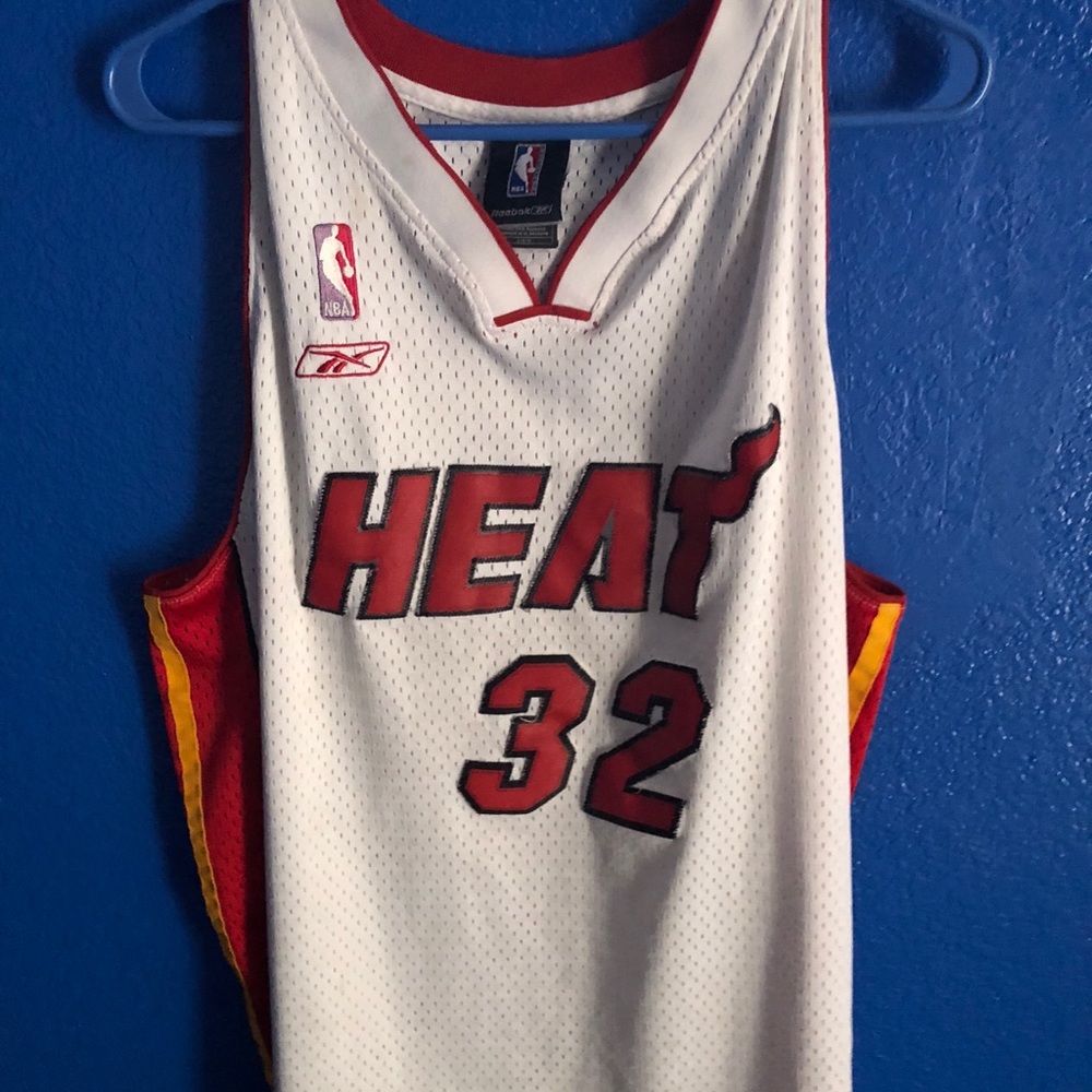 Shaquille O’niel throwback heats Jersey